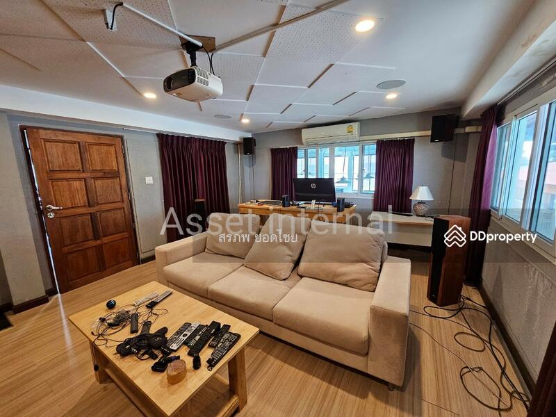ขาย - ขาย ที่ดิน พร้อม Home Office สำนักงาน 4 ชั้นครึ่ง เนื้อที่ 1 ไร่ 10 ห้องนอน 9 ห้องน้ำ, กรุงเทพ