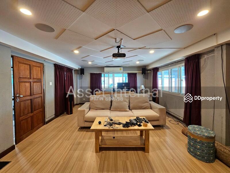 ขาย - ขาย ที่ดิน พร้อม Home Office สำนักงาน 4 ชั้นครึ่ง เนื้อที่ 1 ไร่ 10 ห้องนอน 9 ห้องน้ำ, กรุงเทพ