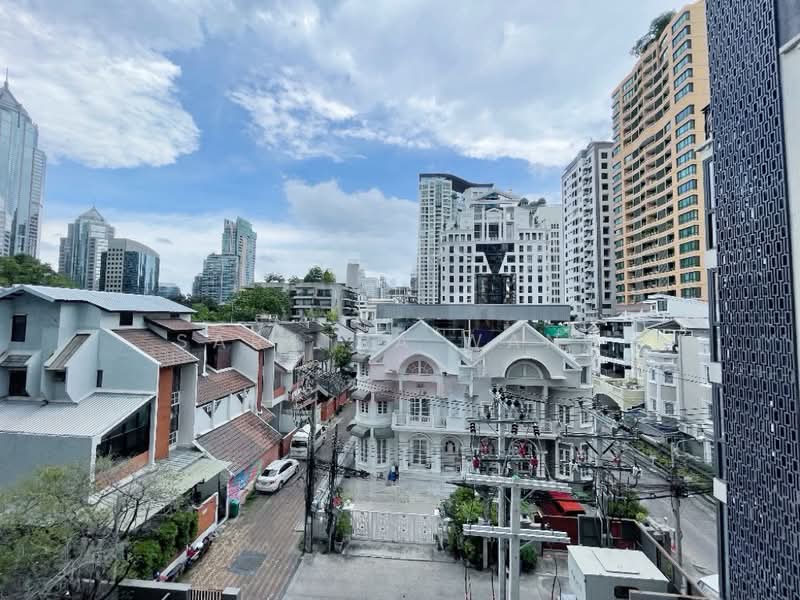 Na Vara Residence : ณ วรา เรสซิเดนส์, กรุงเทพ, 33/6 ซอย หลังสวน, ลุมพินี, ปทุมวัน, กรุงเทพ, 67 ตร.ม., คอนโด ให้เช่า, โดย Sarttra Wang, 11641045 - DDproperty.com