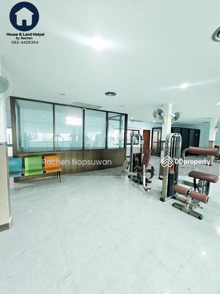For Rent - Commercial building, 4 units, Area 8, good location, size 540 sq m., Songkhla