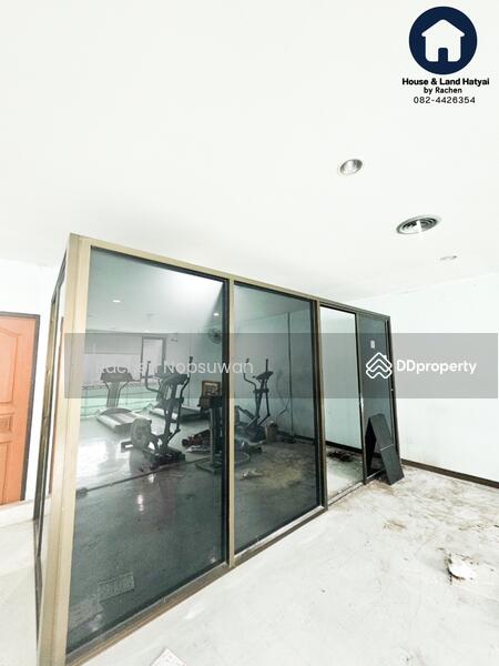 For Rent - Commercial building, 4 units, Area 8, good location, size 540 sq m., Songkhla