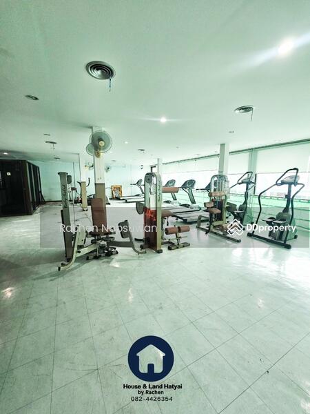 For Rent - Commercial building, 4 units, Area 8, good location, size 540 sq m., Songkhla