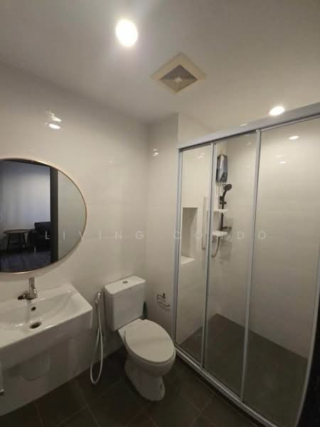 The Base Park West Sukhumvit 77, Bangkok, 11 Soi Sukhumvit 77 Sukhumvit Road, Phra Kanong Nua, Watthana, Bangkok, 1 Bedroom, 31 sqm, Condo For Sale, by Living Condo, 11641630 - DDproperty.com
