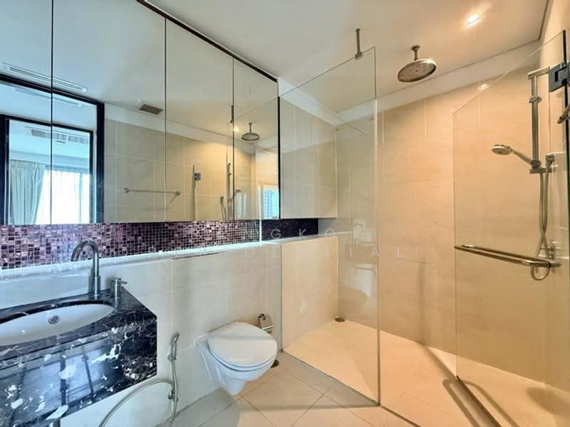 The Lakes, Bangkok, 123 Ratchadaphisek Road, Khlong Toei, Bangkok, 2 Bedrooms, 101 sqm, Condo For Sale, by Bangkok Residential, 11642289 - DDproperty.com