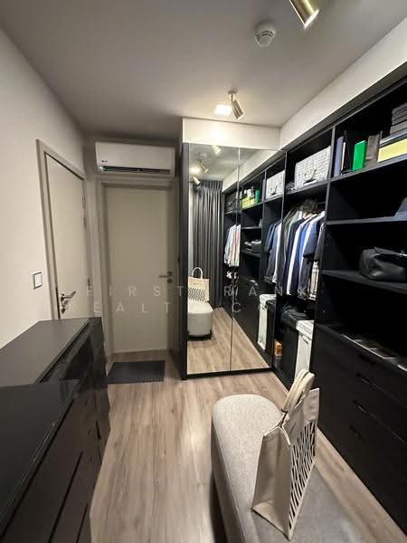 The Base Sukhumvit 50, Bangkok, Soi Roem Charoen 1, Sukhumvit 50 Road, Phra Kanong, Khlong Toei, Bangkok, 2 Bedrooms, 49 sqm, Condo For Rent, by FIRSTFRANK REALTY COMPANY LIMITED, 11642528 - DDproperty.com