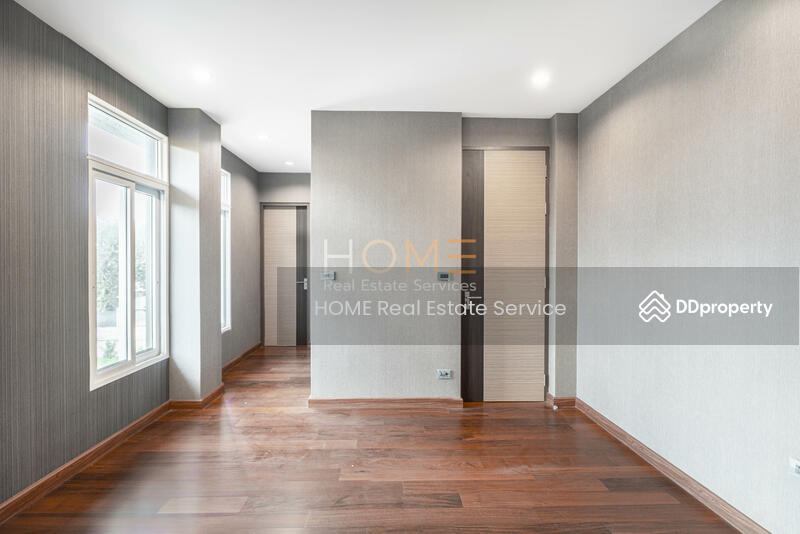 For Sale - The Gallery House Pattern, Bangkok