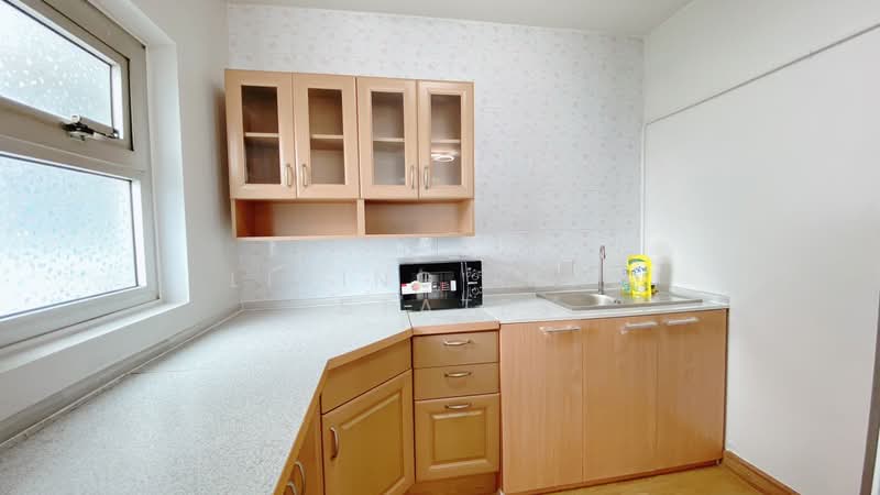 Lake View Geneva Condominium : เลควิวคอนโดมิเนียม อาคารเจนีวา, นนทบุรี, แจ้งวัฒนะ, บ้านใหม่, ปากเกร็ด, นนทบุรี, 79 ตร.ม., คอนโด ขาย, โดย Living Real Estates, 11644398 - DDproperty.com