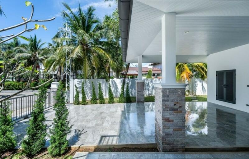 7R0829 Pool villa for rent 4 bedroom 5 bathroom 230,000/month at rawai have fully furnished, Phuket, Rawai, Muang Phuket, Phuket, 4 Bedrooms, 350 sqm, Villa For Rent, by PK LIFE Property, 11645063 - DDproperty.com