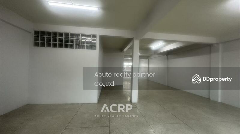 For Rent - Commercial building for rent, Soi Charansanitwong 28/2, about 150 meters near MRT Yaek Fai Chai, Bangkok