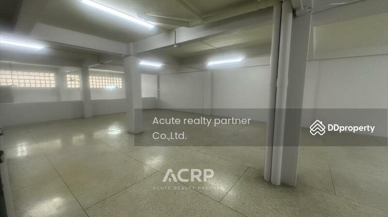 For Rent - Commercial building for rent, Soi Charansanitwong 28/2, about 150 meters near MRT Yaek Fai Chai, Bangkok