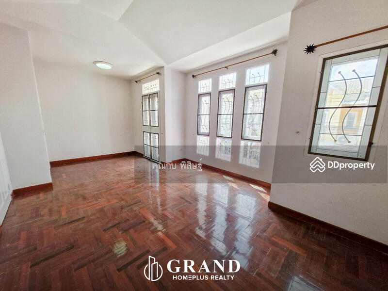 For Sale - Warangkun Khlong 3 Village, Pathum Thani