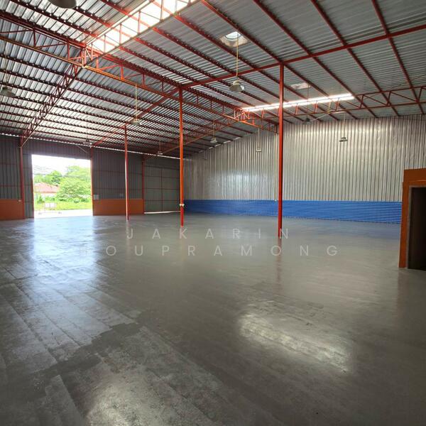 ให้เช่า - ให้เช่าโกดัง พระราม 5 บางกรวย นนทบุรี พื้นที่ 100-200 ตร.ม. ใกล้วงเวียนพระราม5, นนทบุรี