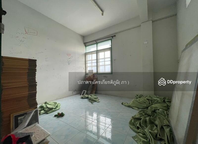 ขาย - ขายด่วนอาคารพาณิชย์ 3 ชั้น พร้อมผู้เช่า ทำเลค้าขาย บางกรวย –จงถนอม, นนทบุรี
