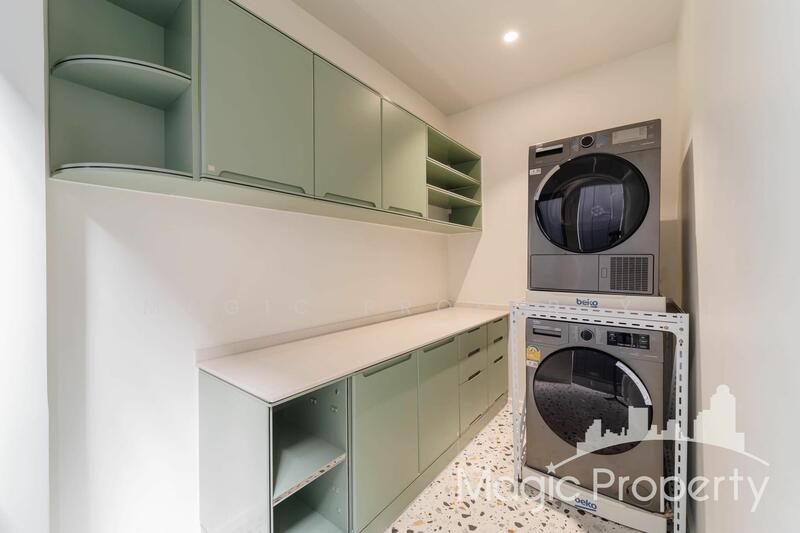 Single House in Ekkamai soi 10 For Rent, Bangkok, เอกมัย ซอย 10, Khlong Tan Nua, Watthana, Bangkok, 3 Bedrooms, 360 sqm, Single Detached House For Rent, by Magic Property, 11648937 - DDproperty.com