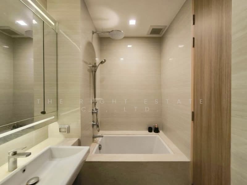 Noble BE33, Bangkok, 19 Soi Sukhumvit 33, Khlong Tan Nua, Watthana, Bangkok, 1 Bedroom, 35 sqm, Condo For Rent, by The Right Estate Co,.Ltd., 11649701 - DDproperty.com