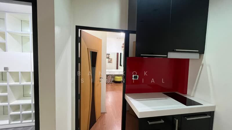 Detached House, Bangkok, Sukhumvit 26, Khong Tan, Khlong Toei, Bangkok, 5 Bedrooms, 300 sqm, Single Detached House For Rent, by Bangkok Residential, 11649789 - DDproperty.com