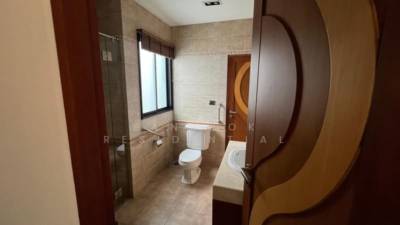 Detached House, Bangkok, Sukhumvit 26, Khong Tan, Khlong Toei, Bangkok, 5 Bedrooms, 300 sqm, Single Detached House For Rent, by Bangkok Residential, 11649789 - DDproperty.com