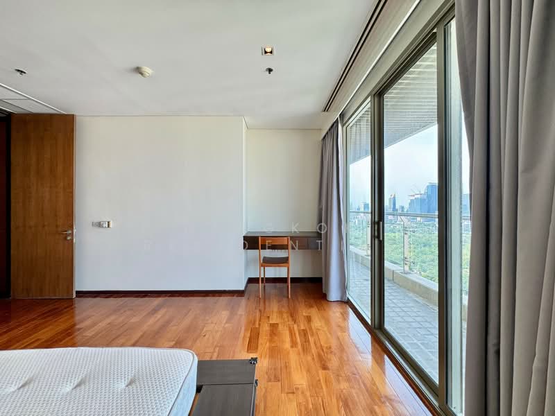 The Lakes, Bangkok, 123 Ratchadaphisek Road, Khlong Toei, Khlong Toei, Bangkok, 3 Bedrooms, 210 sqm, Condo For Rent, by Bangkok Residential, 11650346 - DDproperty.com