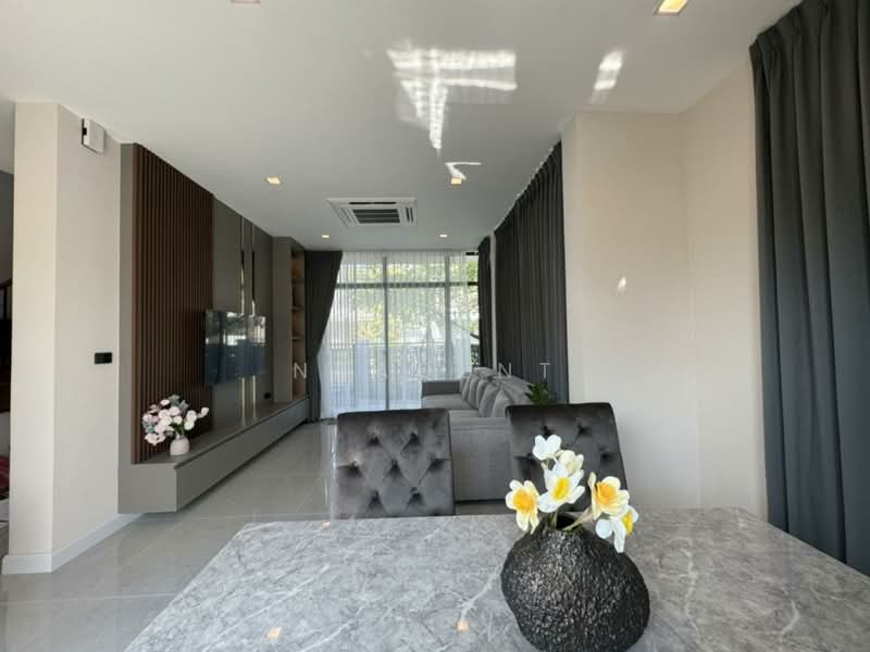 Bangkok Boulevard Bangna KM.5, Samut Prakan, Bang Na-Trat 37 Alley, Bang Kaeo, Bang Plee, Samut Prakan, 4 Bedrooms, 237 sqm, Single Detached House For Sale, by NRagent, 11650624 - DDproperty.com