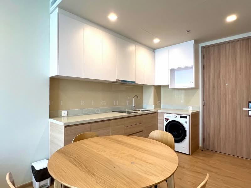 Noble Around Sukhumvit 33, Bangkok, 17 Soi Sukhumvit 33, Khlong Tan Nua, Watthana, Bangkok, 1 Bedroom, 40 sqm, Condo For Rent, by The Right Estate Co,.Ltd., 11651046 - DDproperty.com