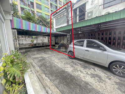 ขาย - ทาวน์เฮ้าส์ 2 ชั้น ห้วยขวาง ซอย ประชาราษฎร์บำเพ็ญ 16 ใกล้ MRT สุทธิสาร (หลังริม), กรุงเทพ