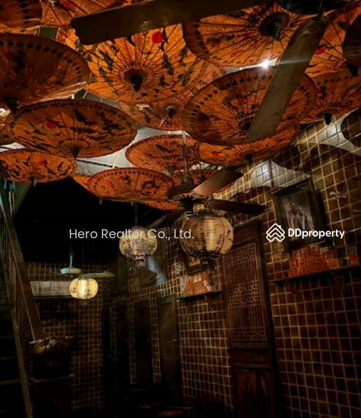 For Rent - Bangkok Retail Silom BTS Saphan Taksin BRE23138, Bangkok