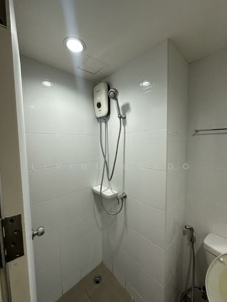 Lumpini Park Nawamin-Sriburapha : ลุมพินี พาร์ค นวมินทร์ - ศรีบูรพา, Bangkok, ถนนนวมินทร์, Khlong Kum, Bueng Kum, Bangkok, 1 Bedroom, 22 sqm, Condo For Sale, by Living Condo, 11654093 - DDproperty.com