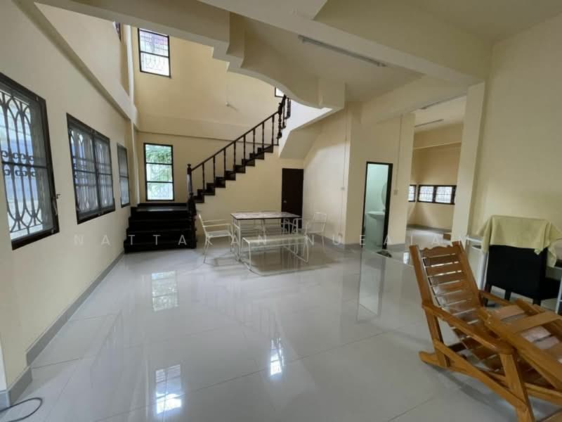 ถูกสุด บ้านเดี่ยว มณฑลทิพย์ พุทธมณฑลสาย 4 (ซ.กระทุ่มล้ม17) ติดถนนใหญ่ ใกล้ ม.มหิดล, นครปฐม, กระทุ่มล้ม, สามพราน, นครปฐม, 125 ตร.ม., บ้านเดี่ยว ขาย, โดย Nattakan nueaiam, 11657383 - DDproperty.com