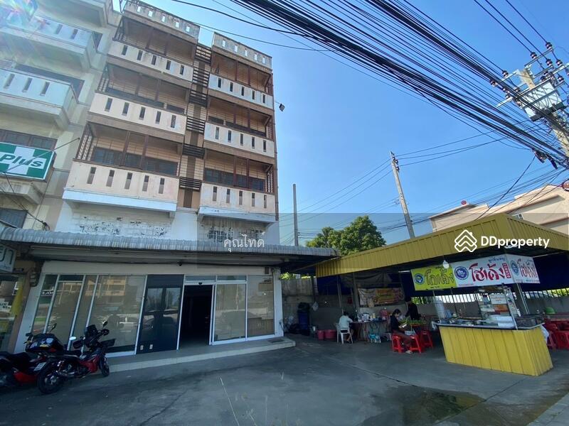 For Rent - พร้อมเจรจาราคา !! ให้เช่าตึกแถว 2 คูหาติดถนนใหญ่ นครอินทร์ 4 ชั้น (แบ่งชั้นเช่าได้) เดินทางสะดวก, Nonthaburi