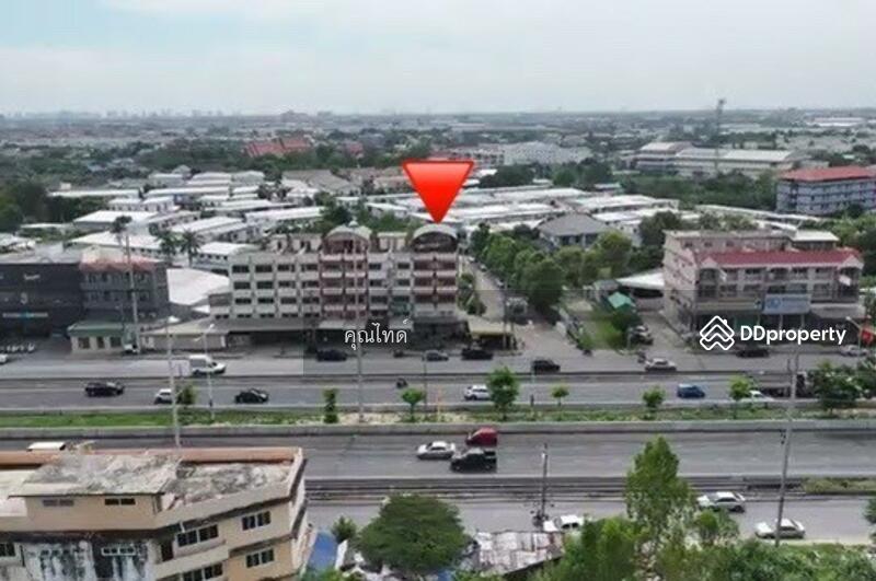 For Rent - พร้อมเจรจาราคา !! ให้เช่าตึกแถว 2 คูหาติดถนนใหญ่ นครอินทร์ 4 ชั้น (แบ่งชั้นเช่าได้) เดินทางสะดวก, Nonthaburi