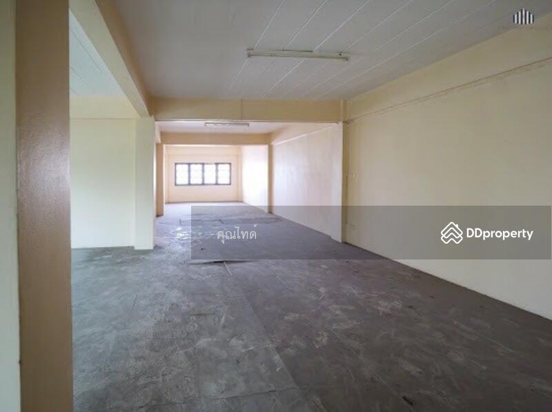 For Rent - พร้อมเจรจาราคา !! ให้เช่าตึกแถว 2 คูหาติดถนนใหญ่ นครอินทร์ 4 ชั้น (แบ่งชั้นเช่าได้) เดินทางสะดวก, Nonthaburi