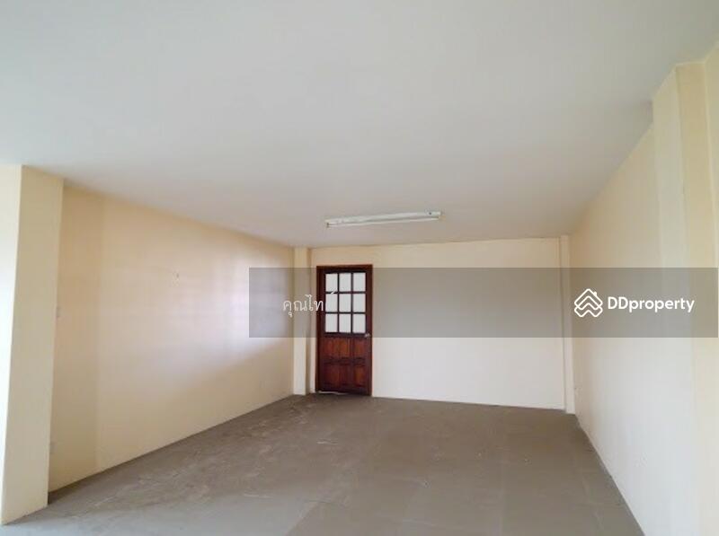 For Rent - พร้อมเจรจาราคา !! ให้เช่าตึกแถว 2 คูหาติดถนนใหญ่ นครอินทร์ 4 ชั้น (แบ่งชั้นเช่าได้) เดินทางสะดวก, Nonthaburi