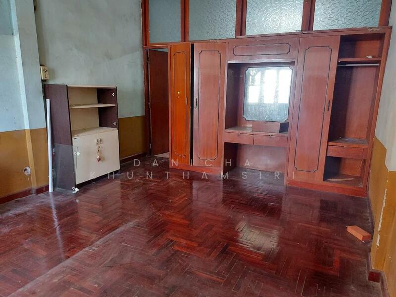 ขาย - 129 ถ. เฉลิมเขต 1, กรุงเทพ