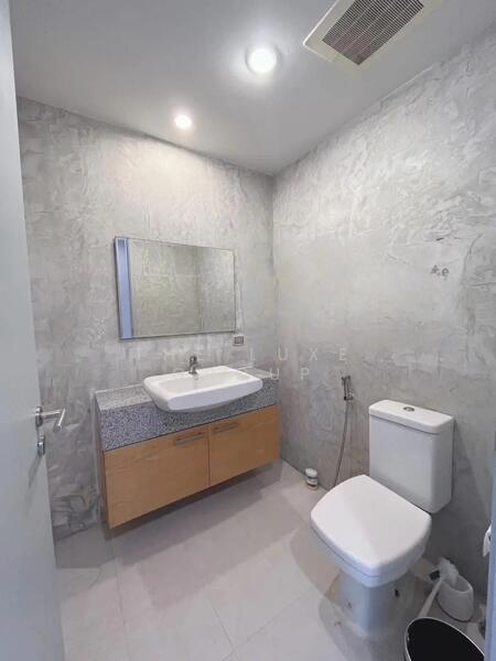 Manhattan Chidlom, Bangkok, 1032 Phetchaburi 32 Alley, Makkasan, Ratchathewi, Bangkok, 2 Bedrooms, 130 sqm, Condo For Rent, by The Luxe Group, 11658049 - DDproperty.com