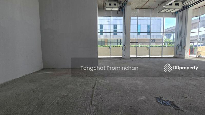 For Rent - พื้นที่ให้เช่า รัชโยธิน : space for rent ratchayothin, Bangkok