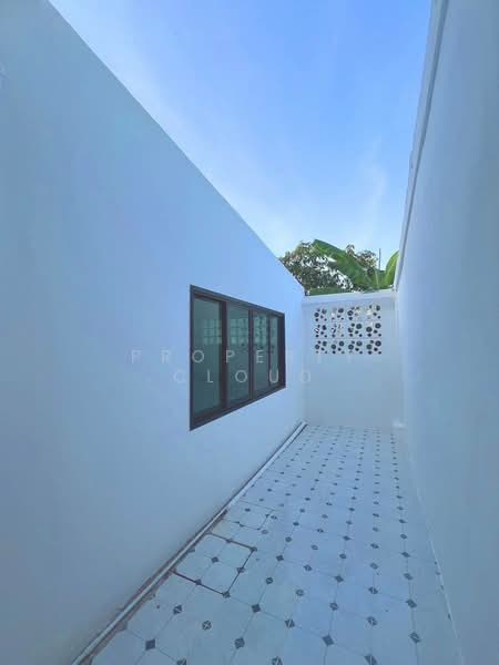 หมู่บ้านวนารมย์ ฉลองกรุง 24, กรุงเทพ, ทับยาว, ลาดกระบัง, กรุงเทพ, 150 ตร.ม., ทาวน์เฮ้าส์ ขาย, โดย Nichapa Nuntapun, 11658521 - DDproperty.com