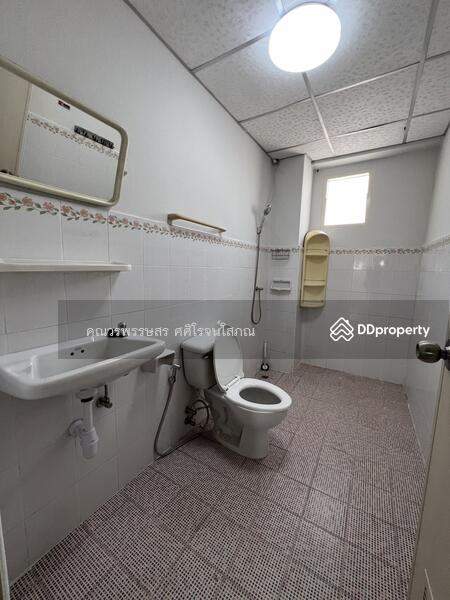For Rent - Kitti Nakhon Bang Pu Village, Samut Prakan