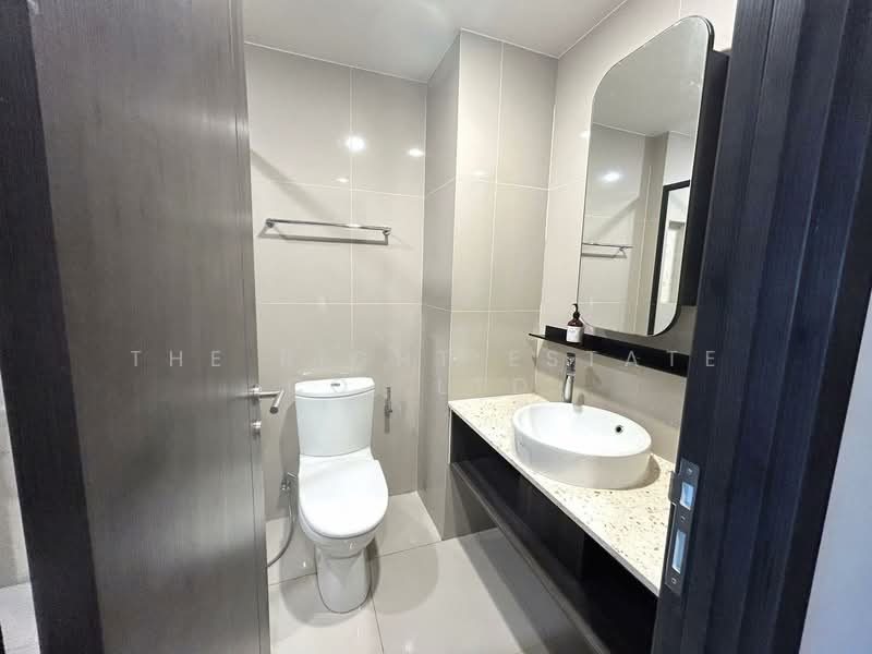 XT Huaikhwang, Bangkok, 244 Ratchadaphisek Road, Huai Khwang, Bangkok, 1 Bedroom, 30 sqm, Condo For Rent, by The Right Estate Co,.Ltd., 11659046 - DDproperty.com