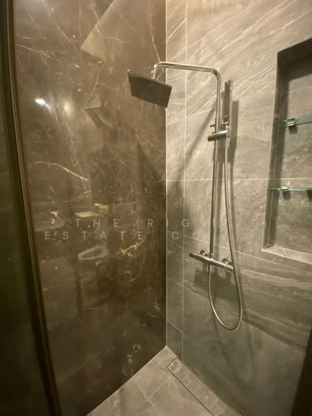The Esse Sukhumvit 36, Bangkok, Soi Sukhumvit 36, Sukhumvit Road, Phra Kanong, Khlong Toei, Bangkok, 1 Bedroom, 49 sqm, Condo For Rent, by The Right Estate Co,.Ltd., 11659164 - DDproperty.com