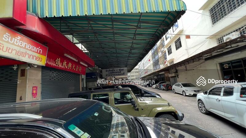 For Sale - For sale: 2 shophouses, 31.5 sq m, Rong Muang, Pathum Wan, Bangkok
