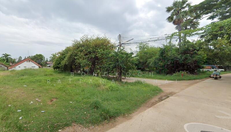 เลี้ยวซ้ายเลย