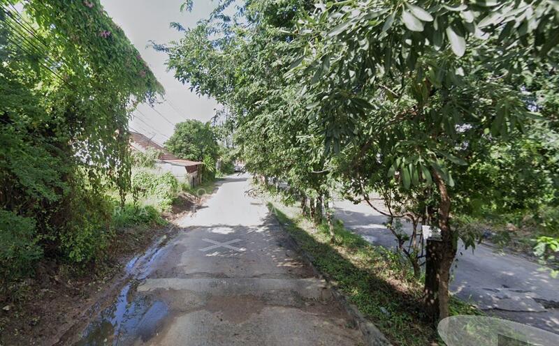 ขับเข้าไปซอยแรกขวามือเลี้ยวได้เลยค่ะ