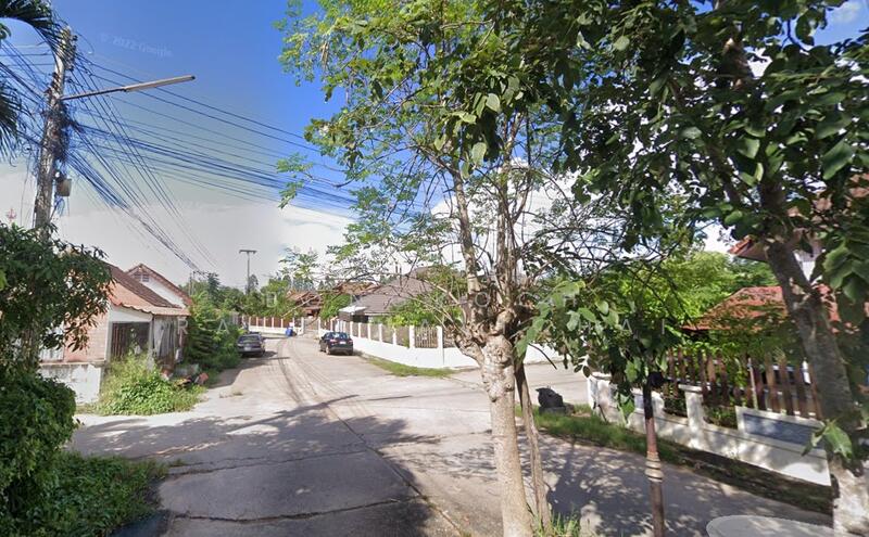 เลี้ยวขวาตรงนี้ได้เลยค่ะ