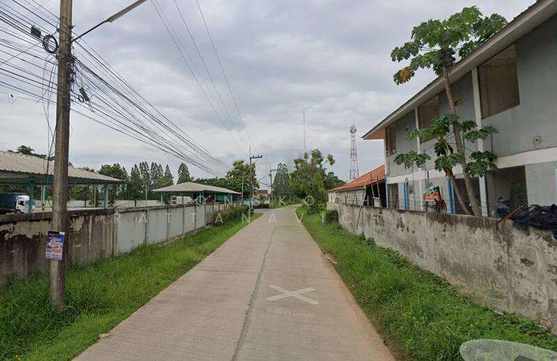 ตรงเข้าไปเรื่อยๆ