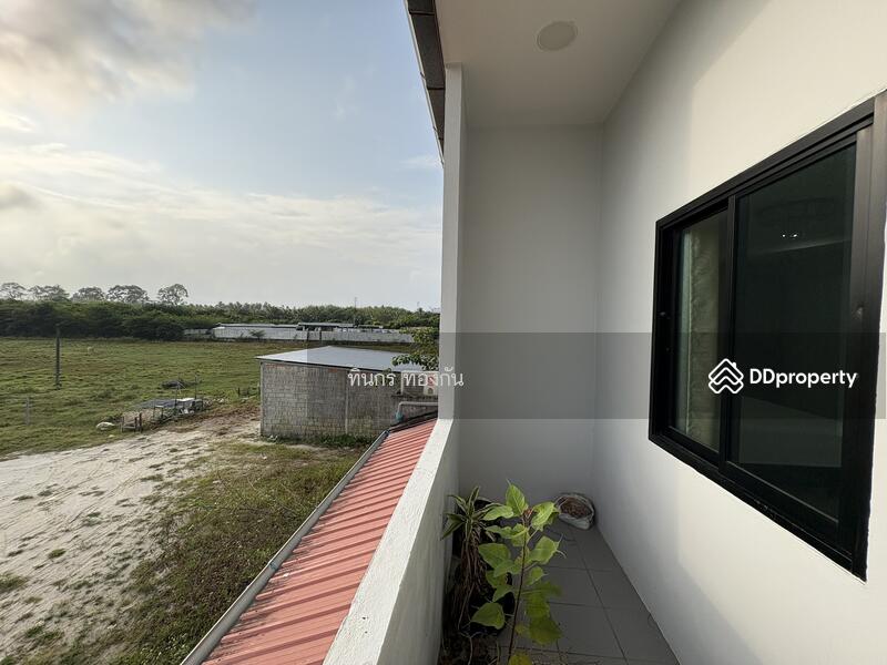 ขาย - อาคารพาณิชย์ 2 ห้องคู่ ร่อนพิบูลย์ นครศรีธรรมราช, นครศรีธรรมราช