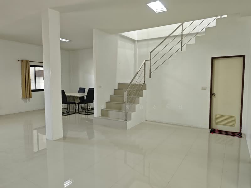 อาคารพาณิชย์ 2 ห้องคู่ ร่อนพิบูลย์ นครศรีธรรมราช, นครศรีธรรมราช, 30/1 นครศรีธรรมราช-ร่อนพิบูลย์, ร่อนพิบูลย์, ร่อนพิบูลย์, นครศรีธรรมราช, 304 ตร.ม., ตึกแถว-อาคารพาณิชย์ ขาย, โดย ทินกร ทองกัน, 11660800 - DDproperty.com