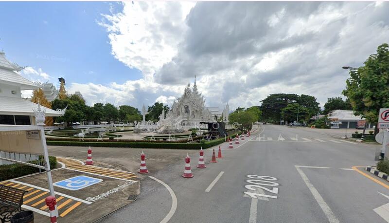 ขับผ่านวัดร่องขุ่นแล้วยูเทิร์นตามแผนที่