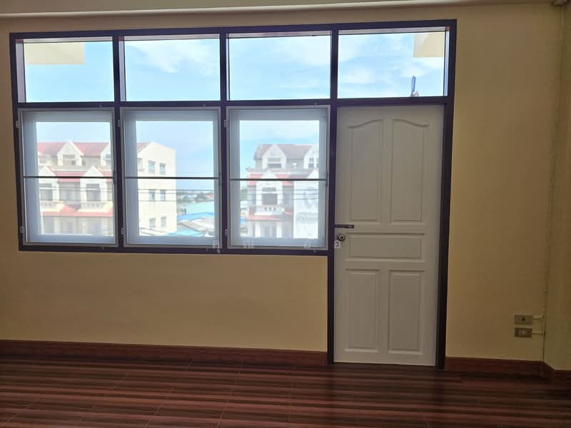 10520, Bangkok, 358/40 เคหะร่มเกล้า, Khlong Song Ton Nun, Lat Krabang, Bangkok, , 200 sqm, Shophouse For Rent, by Premjit Gaivigaigosol, 11661075 - DDproperty.com