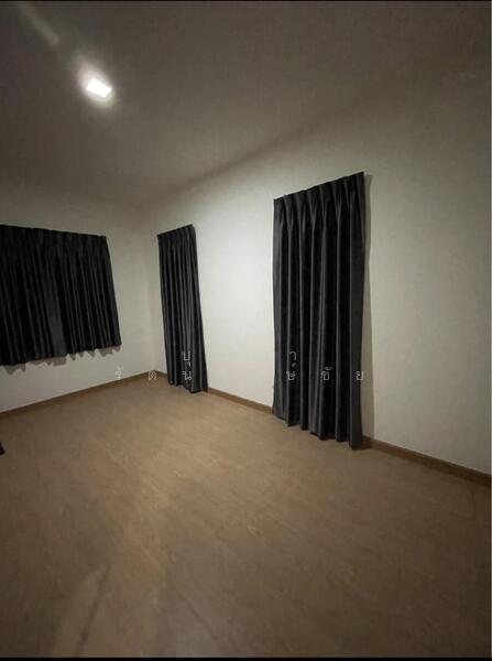 ทำเลถ.กาญจนาภิเษก ให้เช่าบ้านแฝดสไตล์บ้านเดี่ยว มอตโต้ กาญจนาภิเษก-พระราม 2 ตกแต่งใหม่ พร้อมอยู่, Bangkok, กาญจนาภิเษก, Bang Bon, Bang Bon, Bangkok, 3 Bedrooms, 176 sqm, Single Detached House For Rent, by บุษบา รัตนวงษ์ชัย, 11661249 - DDproperty.com