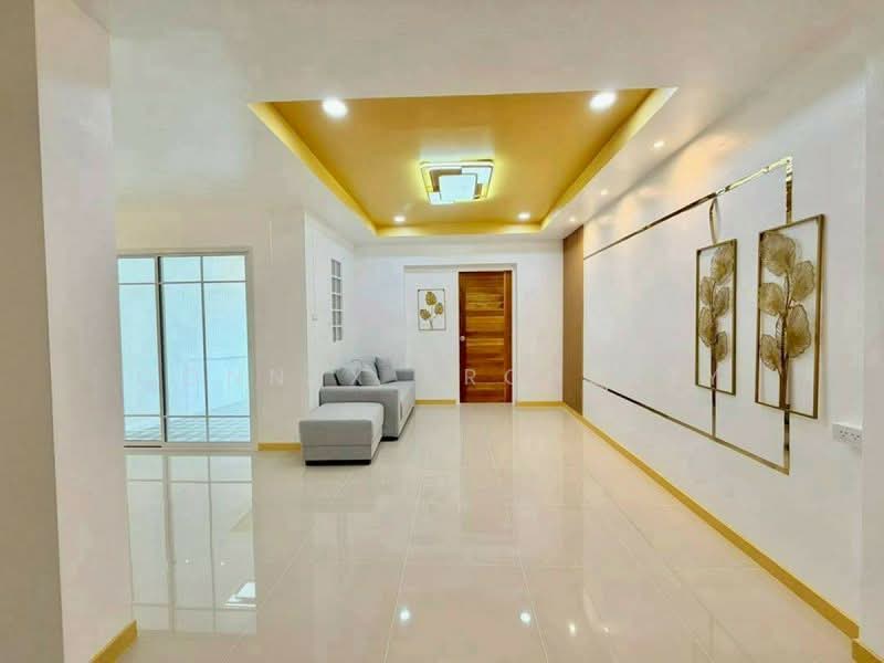 Baan Buathong 4, Nonthaburi, Ban Kluay-Sai Noi Road, Phimonrat, Bang Bua Thong, Nonthaburi, 4 Bedrooms, 1,100 sqm, Townhouse For Sale, by Connex Property, 11662557 - DDproperty.com